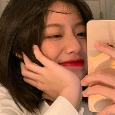 火车上的女孩2021